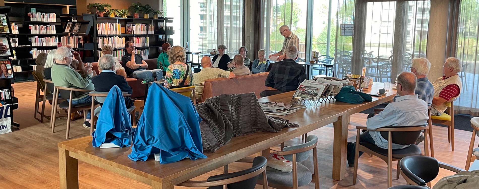 Geslaagde Kunstcafé Drechtsteden bijeenkomst.